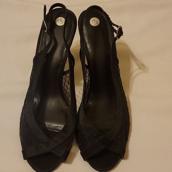 CP honeycomb lace heels size 10 - Picture 2 of 9